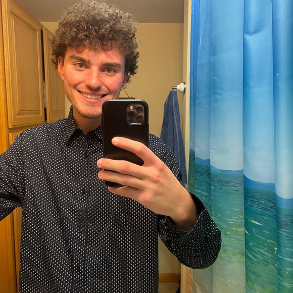 Meet your Posher, Xander - Picture 2 of 4